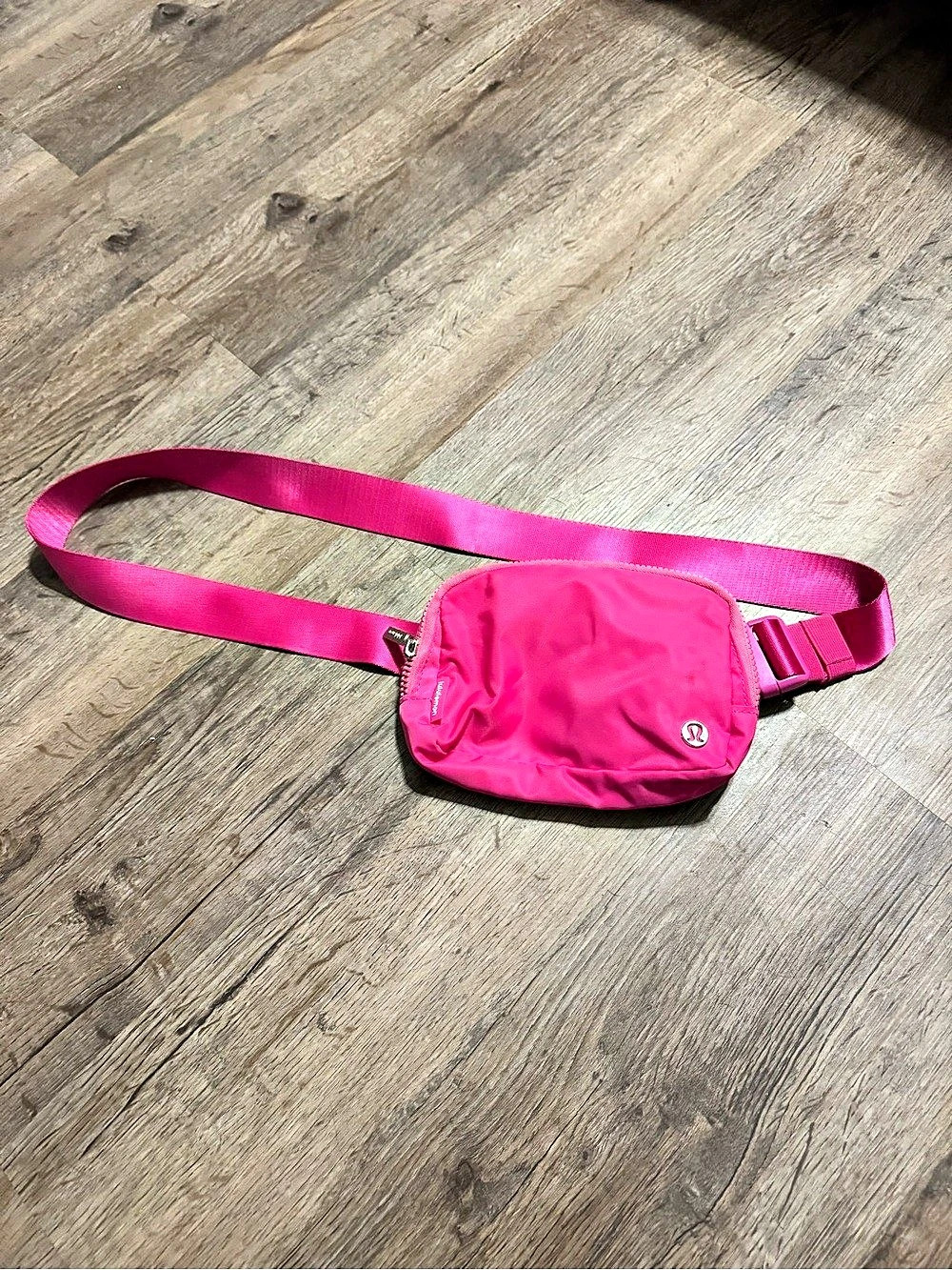 lululemon Everywhere Belt Bag 1L Crossbody in Pink
